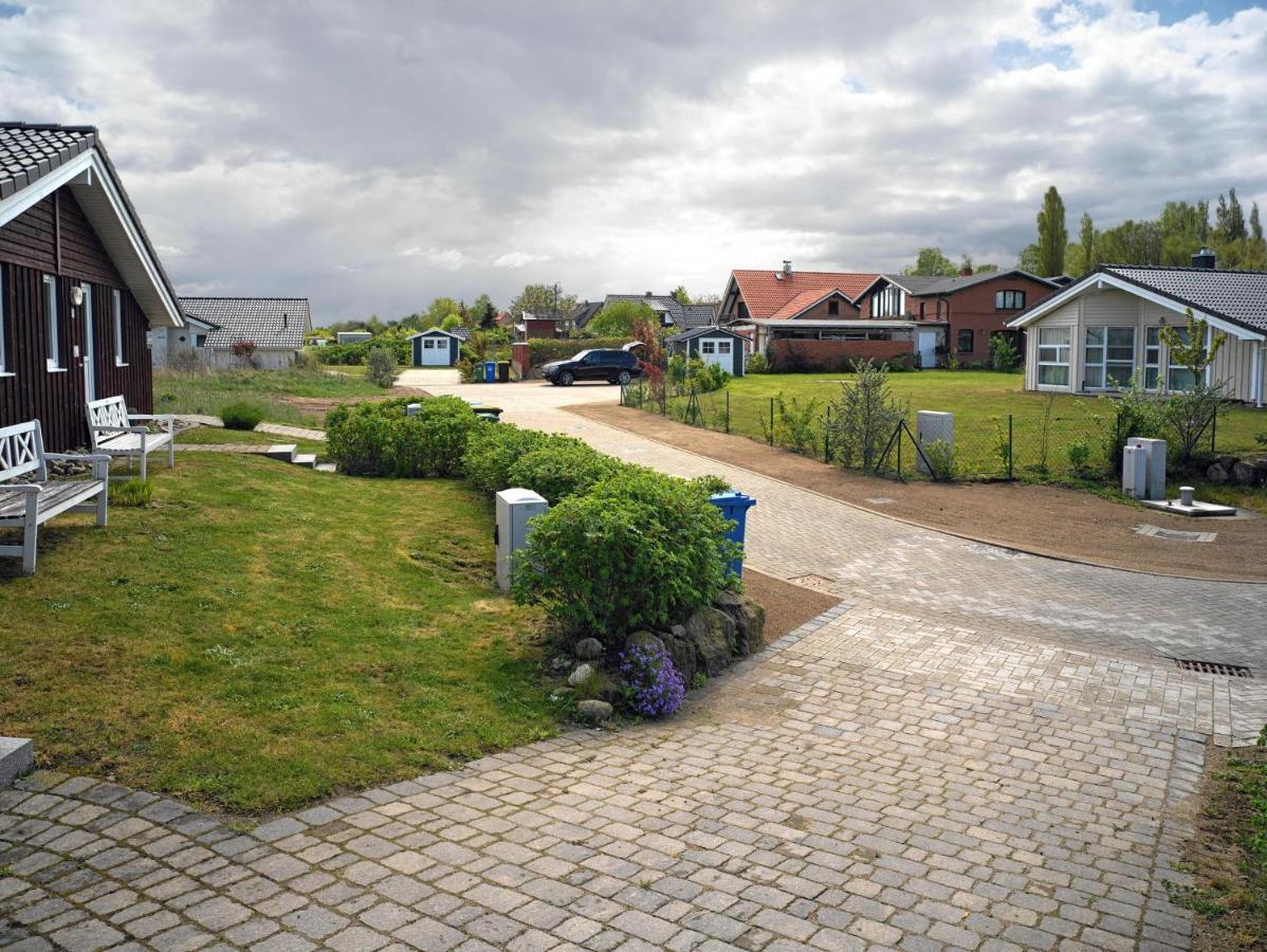 Dänische Ferienhäuser am Salzhaff Haus Poseidon Poel Exterior foto