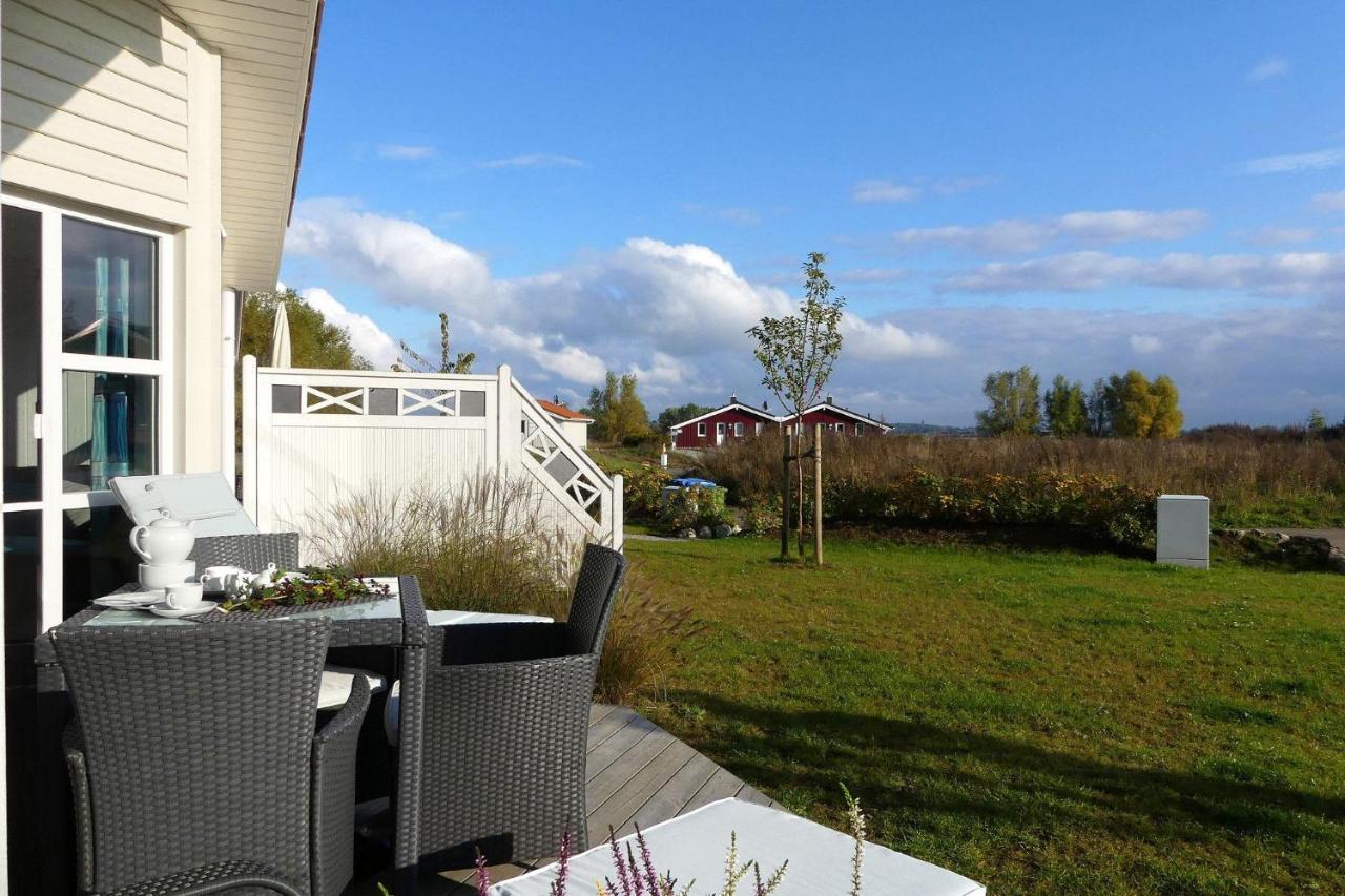 Dänische Ferienhäuser am Salzhaff Haus Poseidon Poel Exterior foto