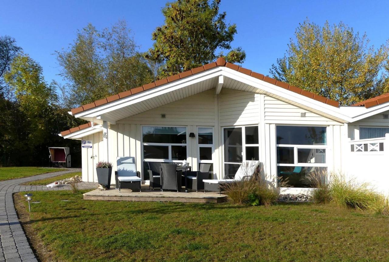 Dänische Ferienhäuser am Salzhaff Haus Poseidon Poel Exterior foto